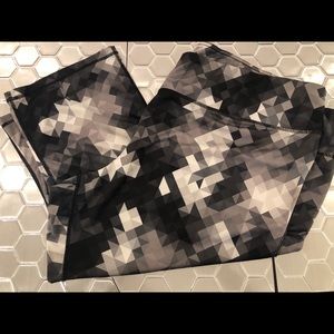 Reebok Cropped Workout Pant